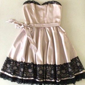 BEBE DRESS